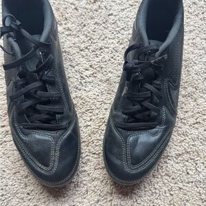 Black Men's Soccer Cleats-MENS 9